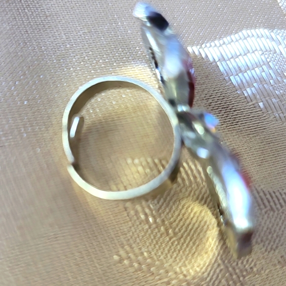 Fashion Silver Color Faceted Bead and Crystal Red Bow Ring - Picture 5 of 5